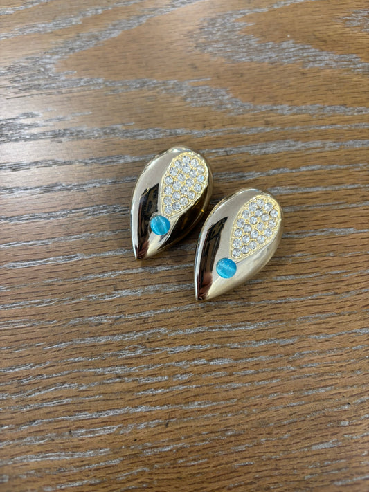 Vintage teardrop post earrings