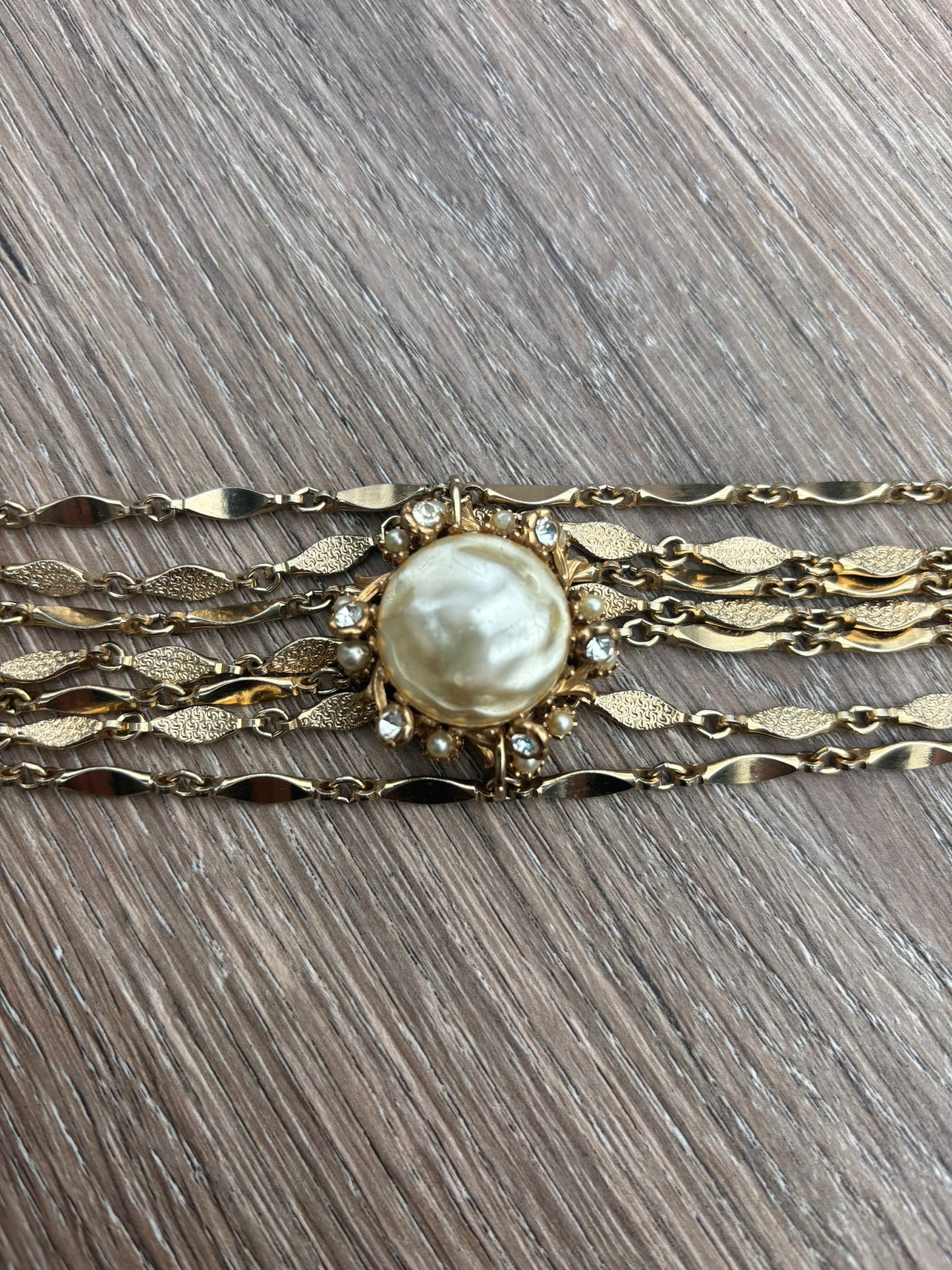 Multistrand vintage gold bracelet with brooch