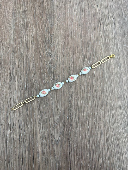 Vintage rose bead bracelet