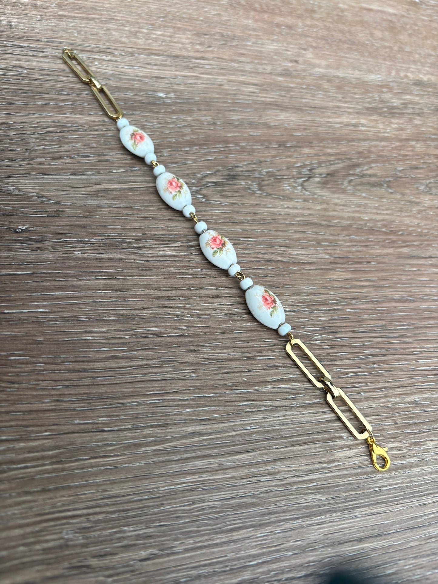 Vintage rose bead bracelet