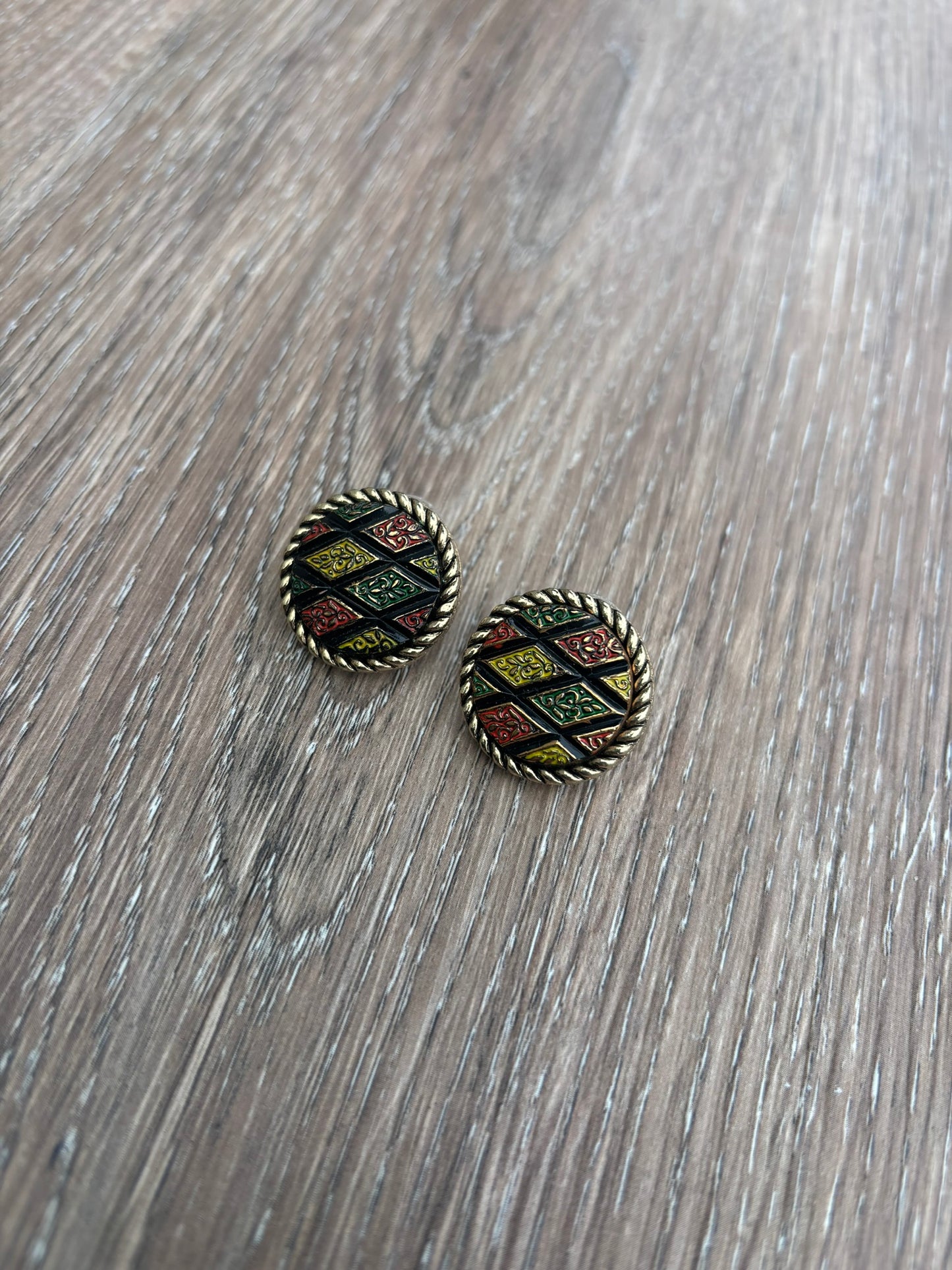 Vintage Sarah Coventry enamel cufflink earrings